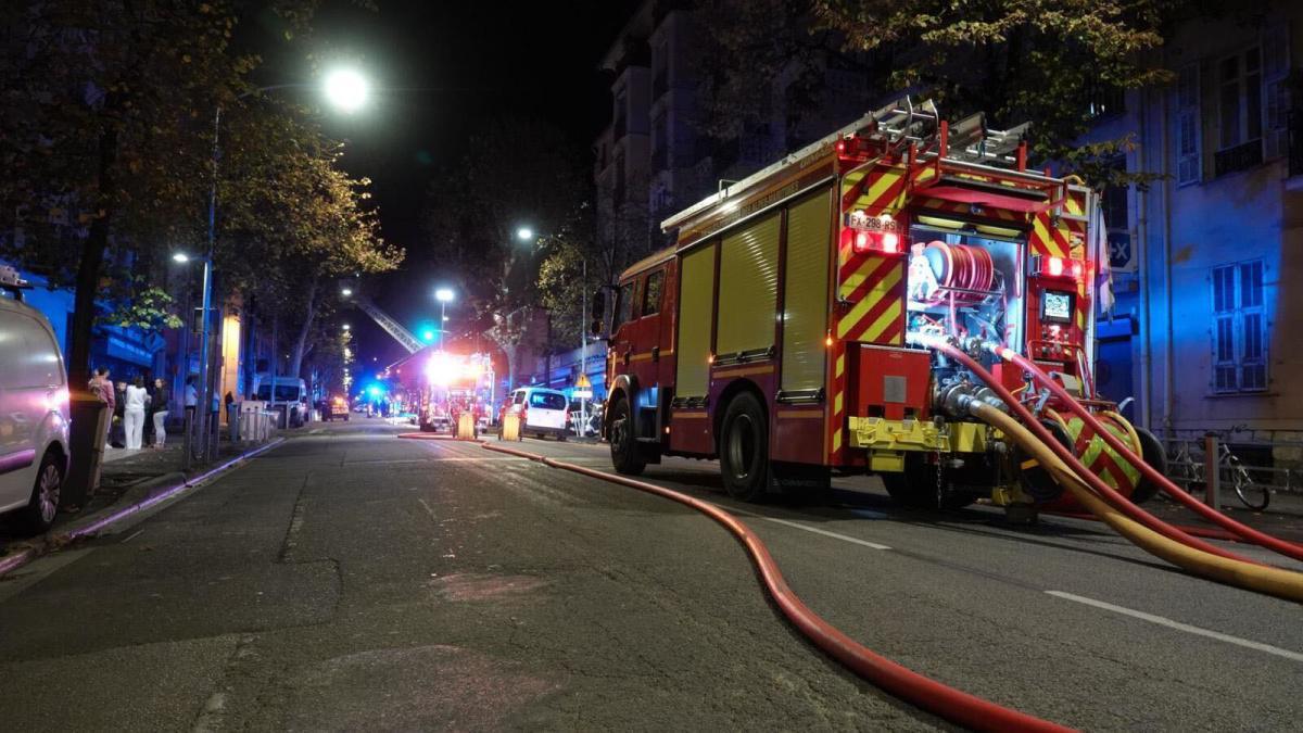 40 personnes évacuées après un feu d'appartement à Menton 40 personnes évacuées après un feu d'appartement à Menton