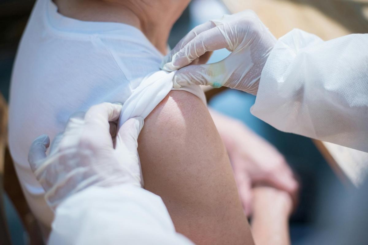 Covid-19 : la nouvelle campagne de vaccination démarre en région PACA Covid-19 : la nouvelle campagne de vaccination démarre en région PACA