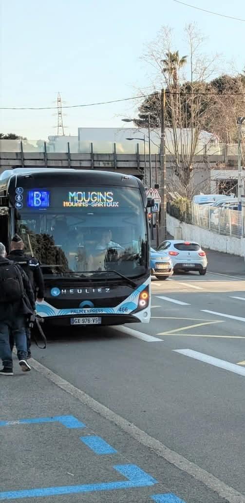 Pays de Grasse : les chauffeurs de bus sont en grève  Pays de Grasse : les chauffeurs de bus sont en grève