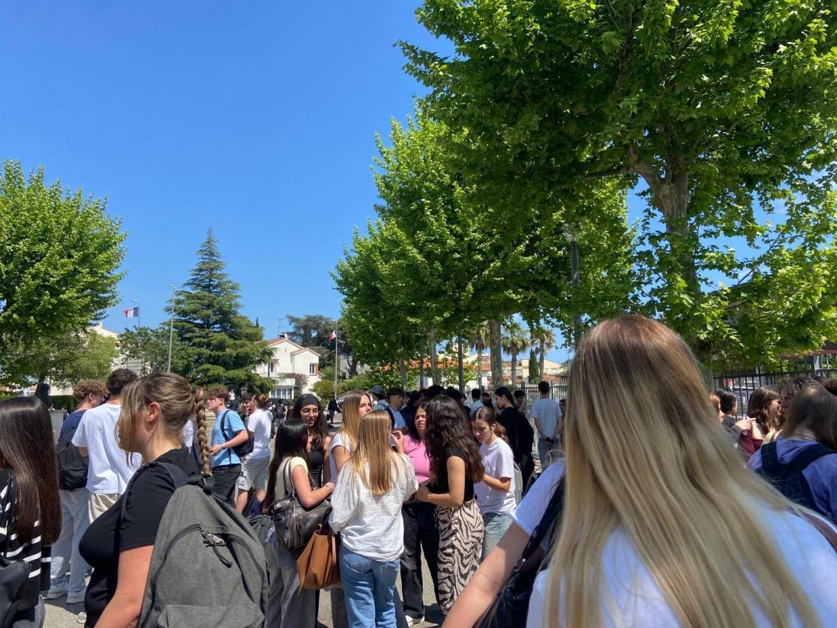Tension au lycée Saint-Exupéry de Saint-Raphaël : les profs se retirent après un incident Tension au lycée Saint-Exupéry de Saint-Raphaël : les profs se retirent après un incident