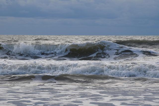 Alpes-Maritimes: baignade déconseillée samedi sur le littoral 