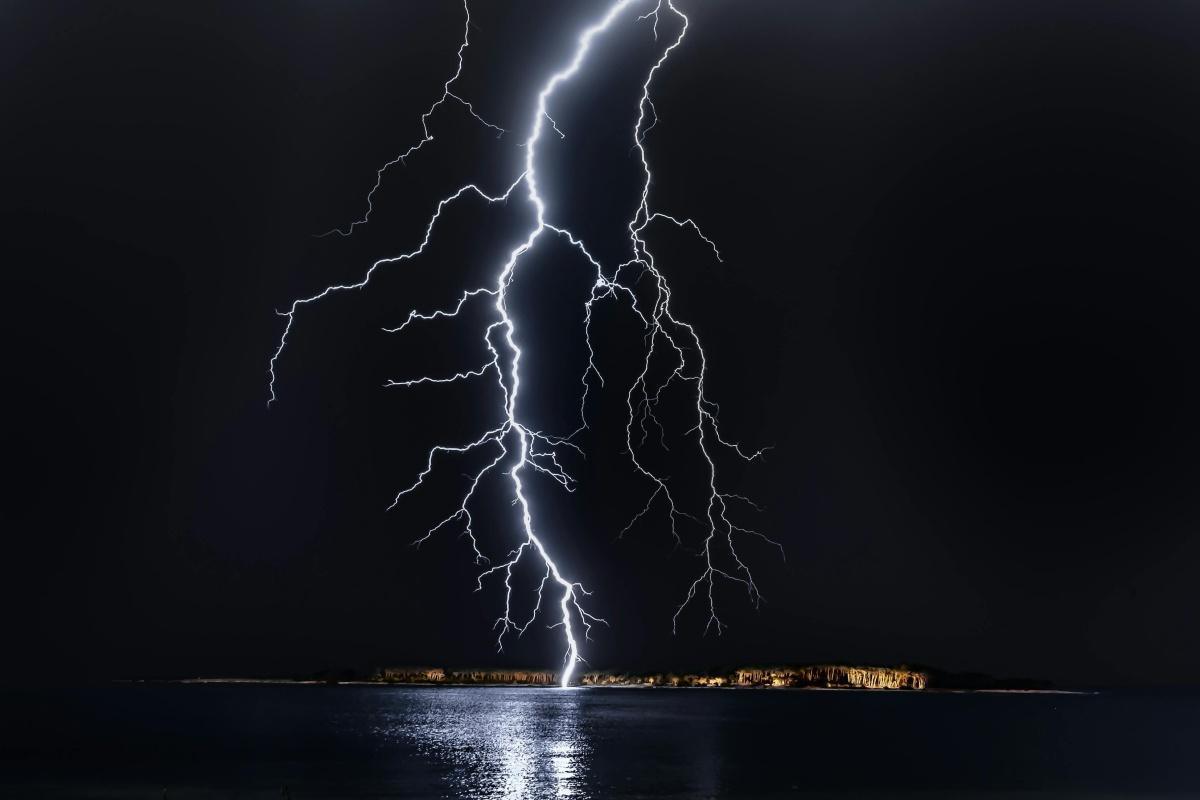 Orages et vents forts : les Alpes-Maritimes en vigilance jaune ce jeudi