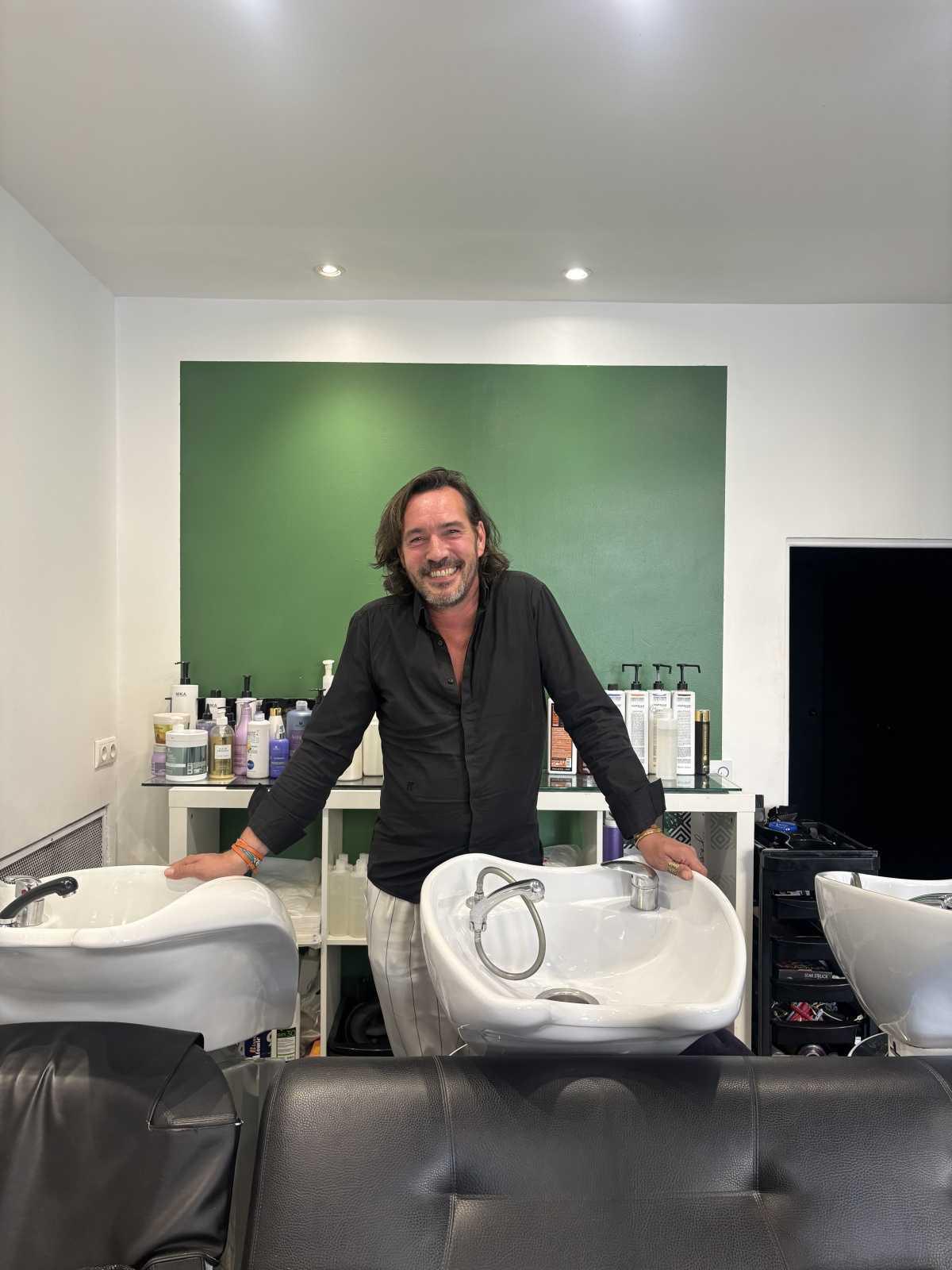 David Pierre : un artisan de la coiffure au service de la féminité face au cancer du sein