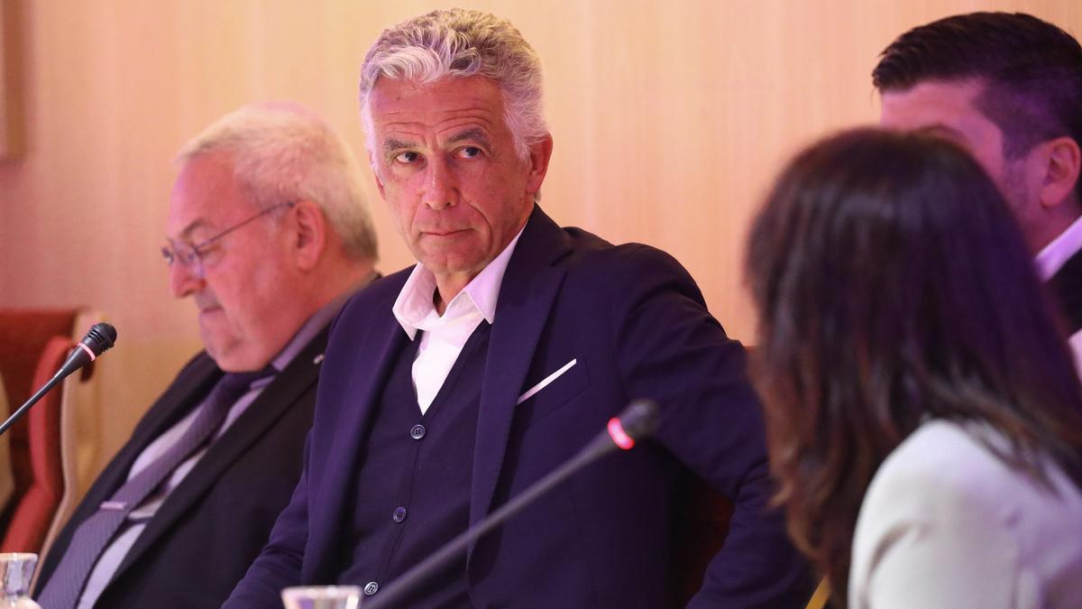 Municipales 2026 à Nice : Jean-Pierre Rivère rejoint la liste d’Éric Ciotti Municipales 2026 à Nice : Jean-Pierre Rivère rejoint la liste d’Éric Ciotti