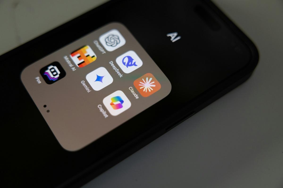 Noël : plus d’un Français sur trois prêt à utiliser l’IA pour choisir ses cadeaux