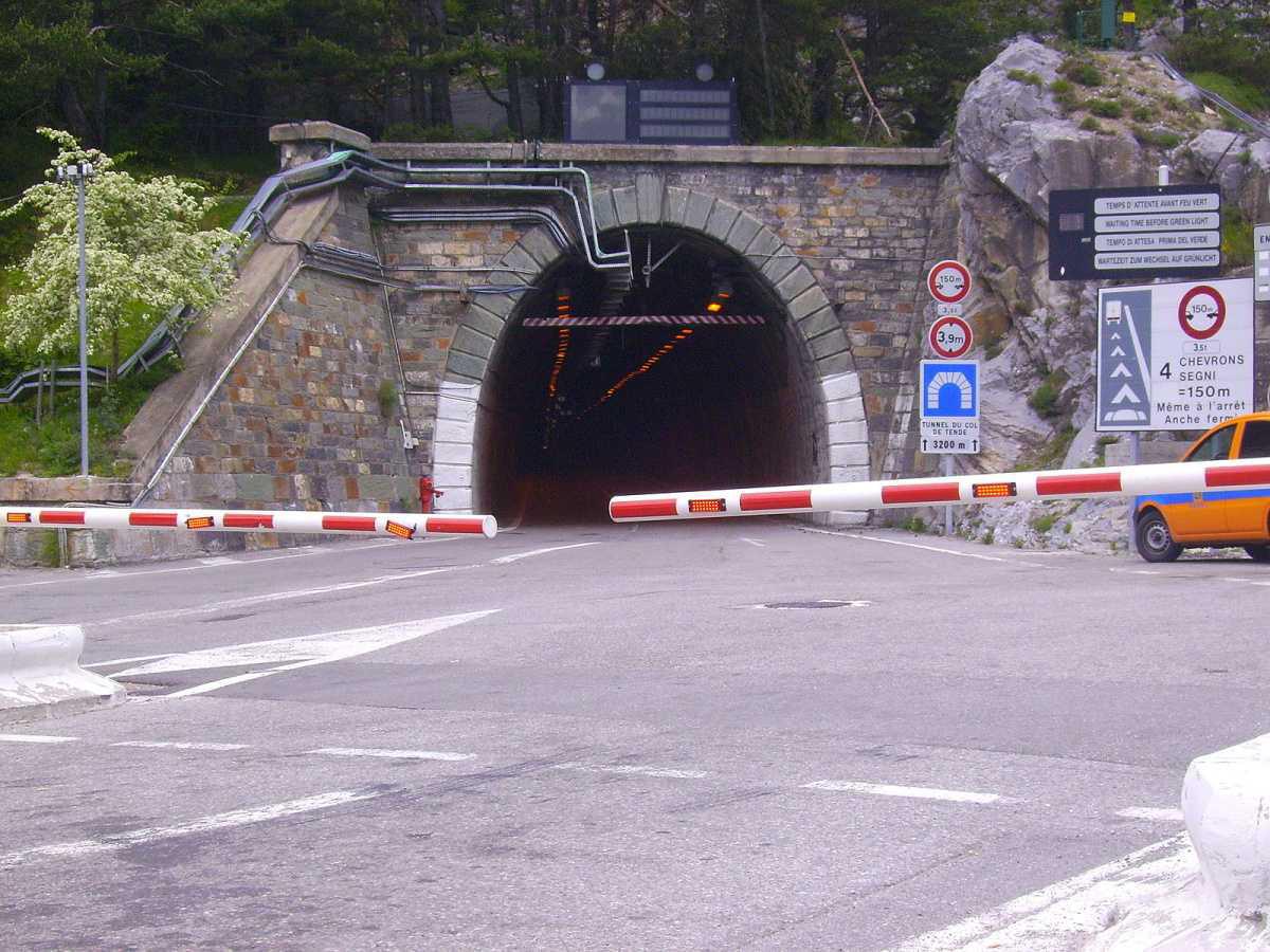 Tunnel de Tende : la circulation rouvre à temps pour le réveillon Tunnel de Tende : la circulation rouvre à temps pour le réveillon