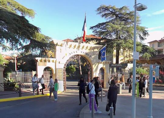 Cannes : un adolescent de 15 ans agressé au couteau à la sortie du lycée Carnot Cannes : un adolescent de 15 ans agressé au couteau à la sortie du lycée Carnot