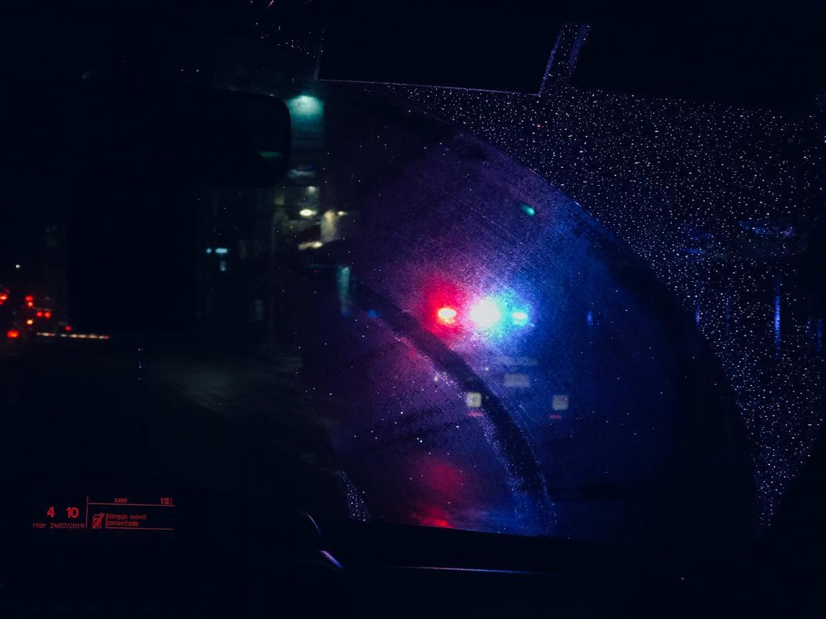 Course-poursuite folle entre Antibes et Cannes Course-poursuite folle entre Antibes et Cannes