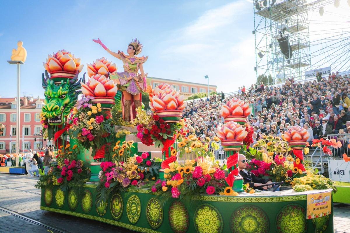 Le Carnaval de Nice 2026 bat un record d'affluence Le Carnaval de Nice 2026 bat un record d'affluence