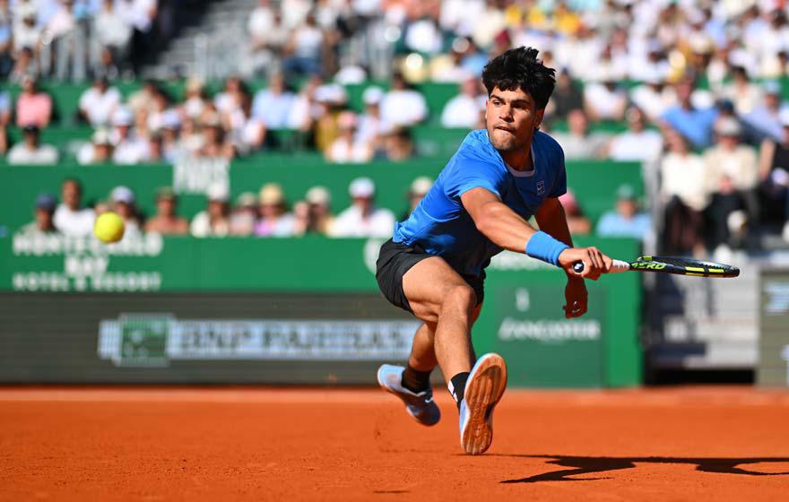 Monte-Carlo : Carlos Alcaraz et Jannik Sinner haussent le curseur