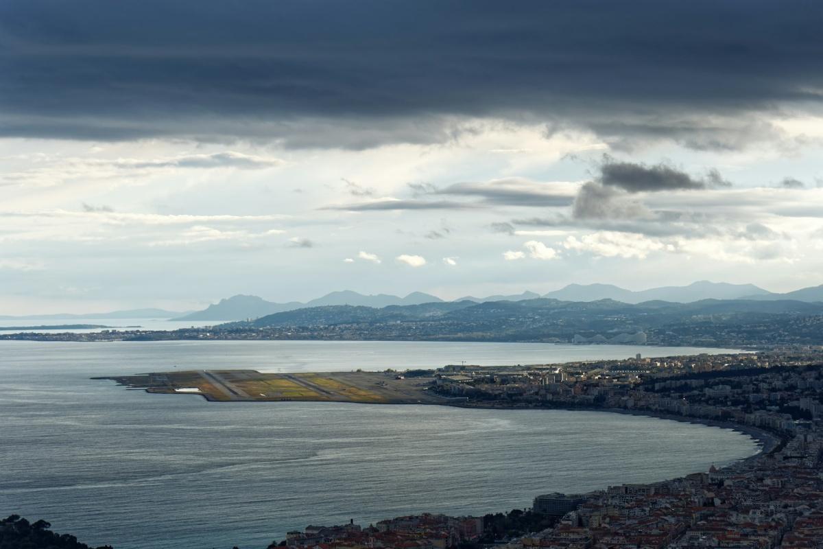 Retards aériens : la ligne Nice-Paris parmi les plus touchées