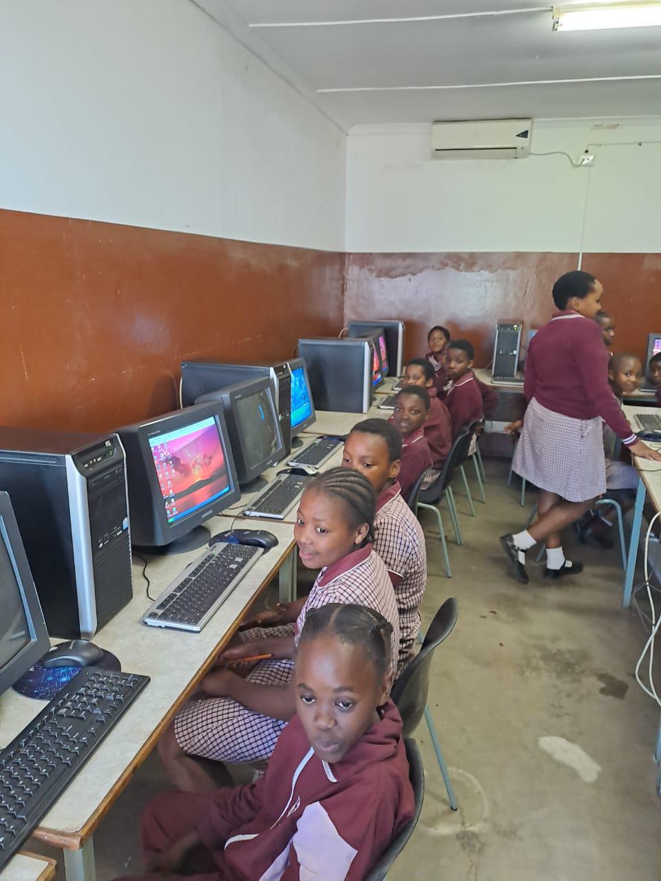 Code Makers at KwaMondi: Shaping Tomorrow's Innovators