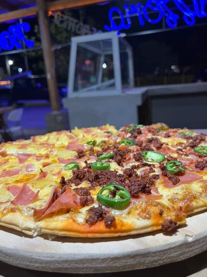 Jimmy pizza. (mama mia)