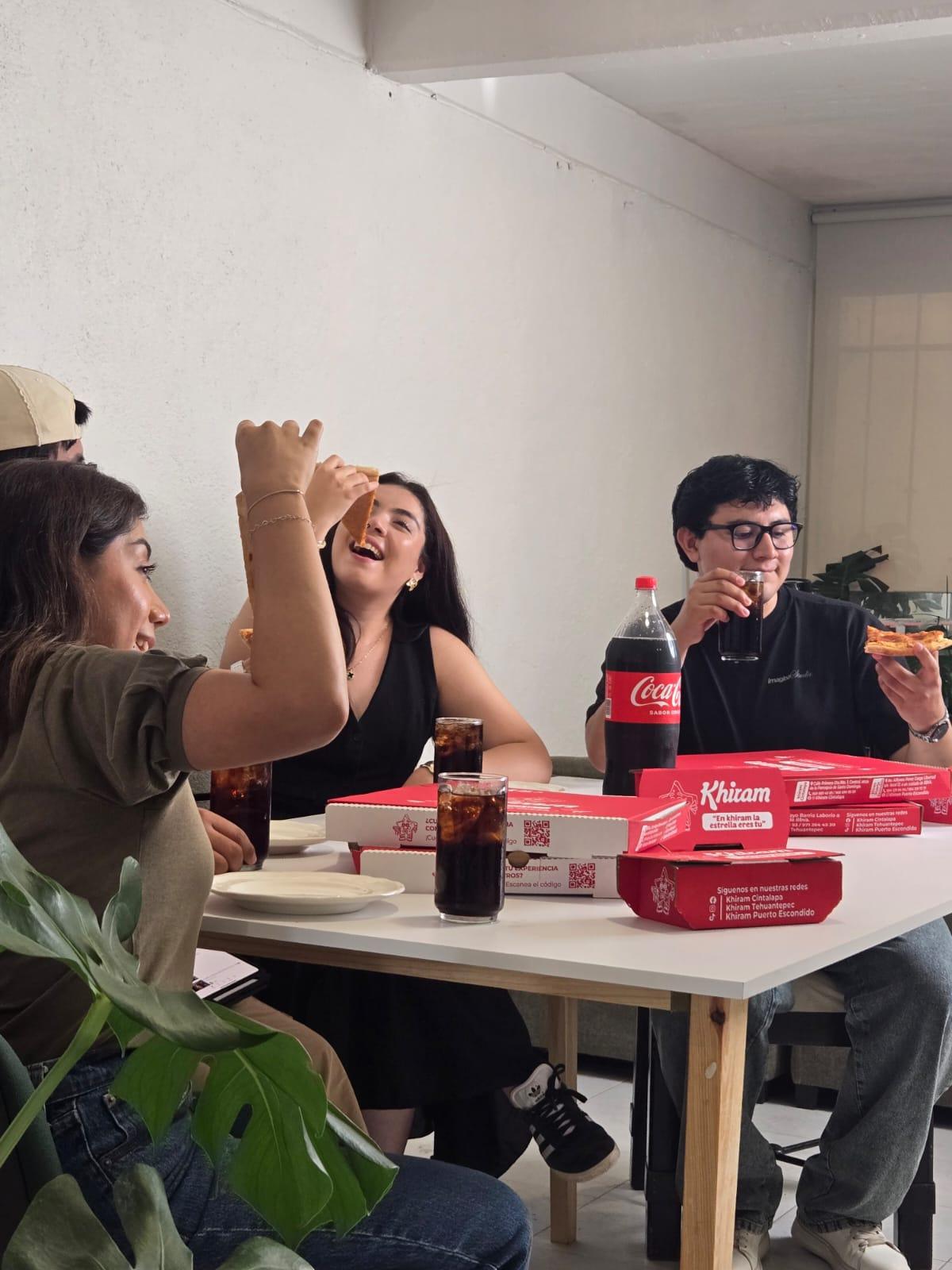 KHIRAM PIZZA Y AMIGOS KHIRAM PIZZA Y AMIGOS