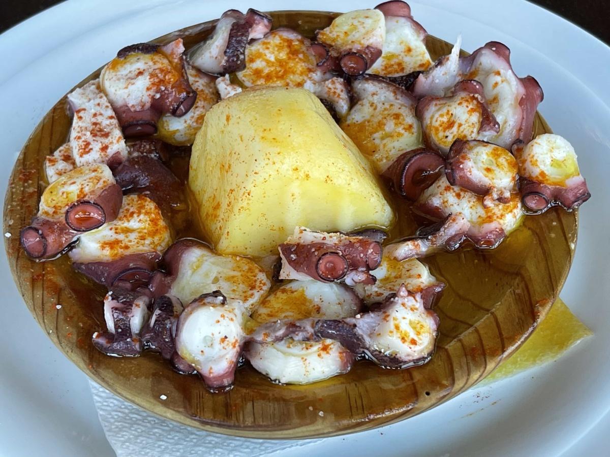 Semana Santa en Asturias: Gastronomía, Ferias y Tradición Semana Santa en Asturias: Gastronomía, Ferias y Tradición