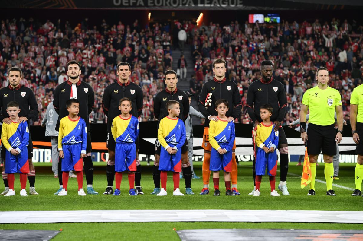 Nuestros benjamines con el Athletic Nuestros benjamines con el Athletic