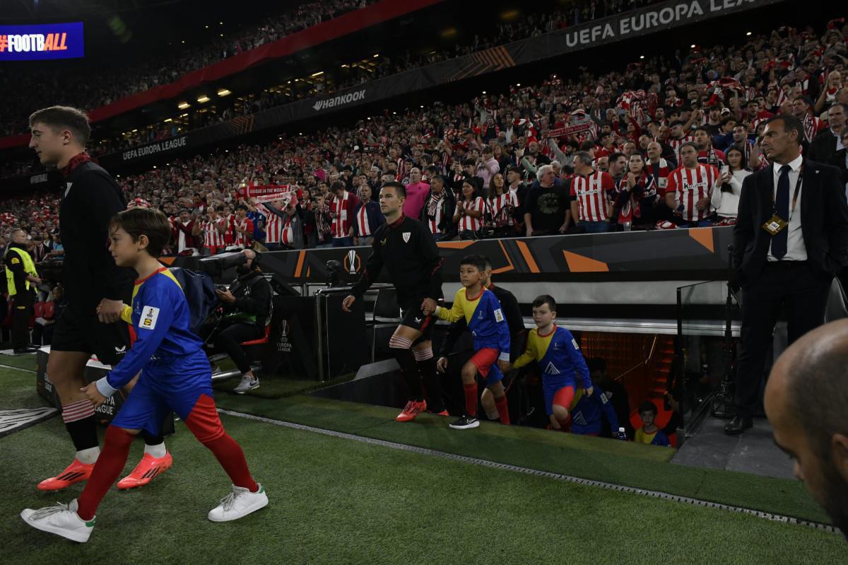 Nuestros benjamines con el Athletic Nuestros benjamines con el Athletic