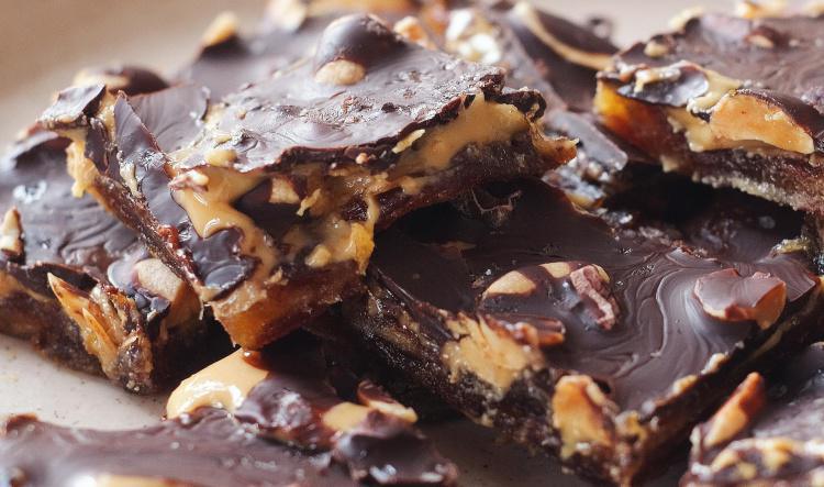Snickers bark