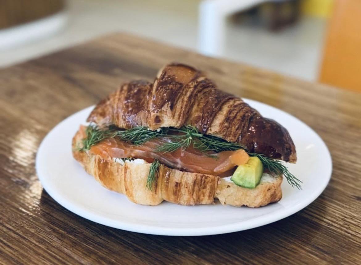 SIPS HAPPY CAFE SIPS HAPPY CAFE