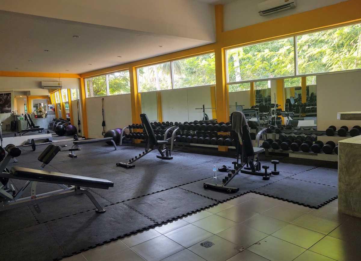 PODIUM GYM • CROSSFIT