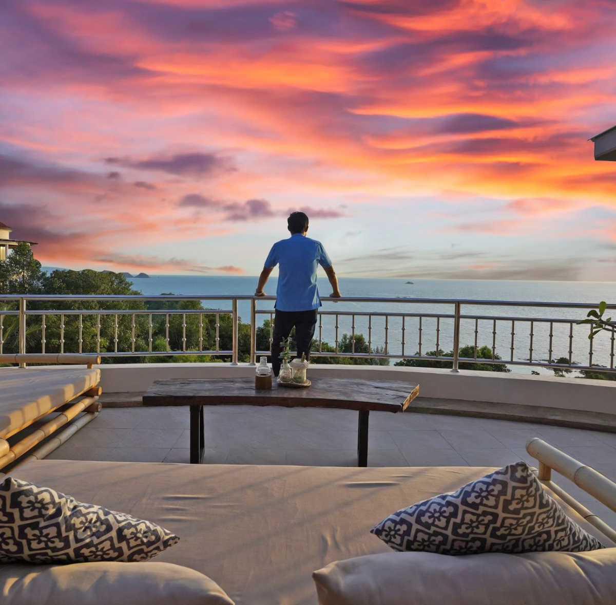 SUNSET HILL RESORT SUNSET HILL RESORT