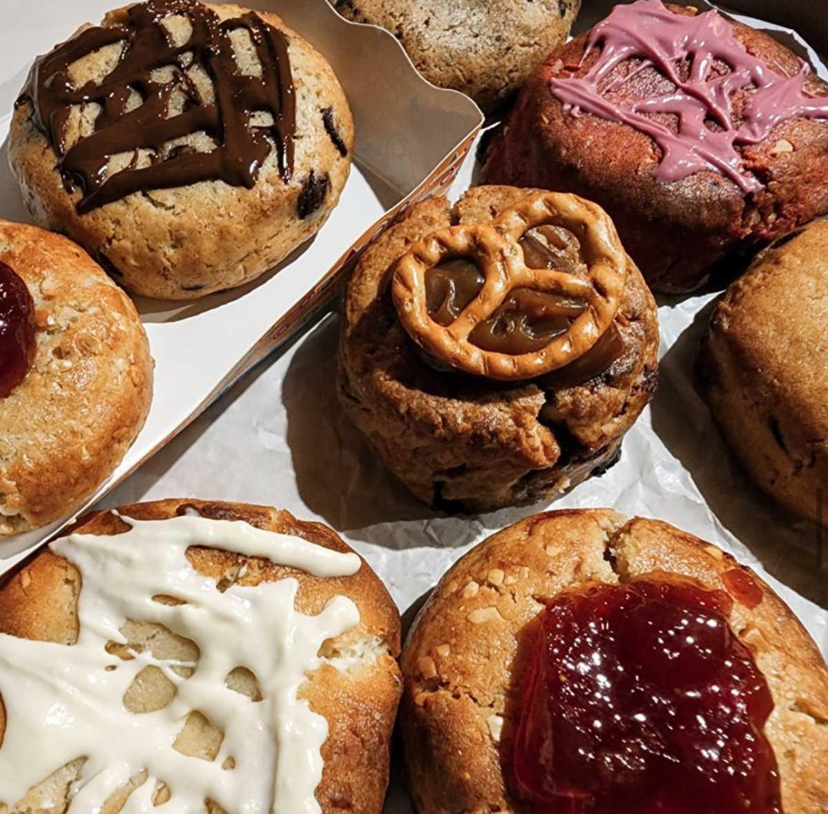 SNOOZE SINFUL DINNER 