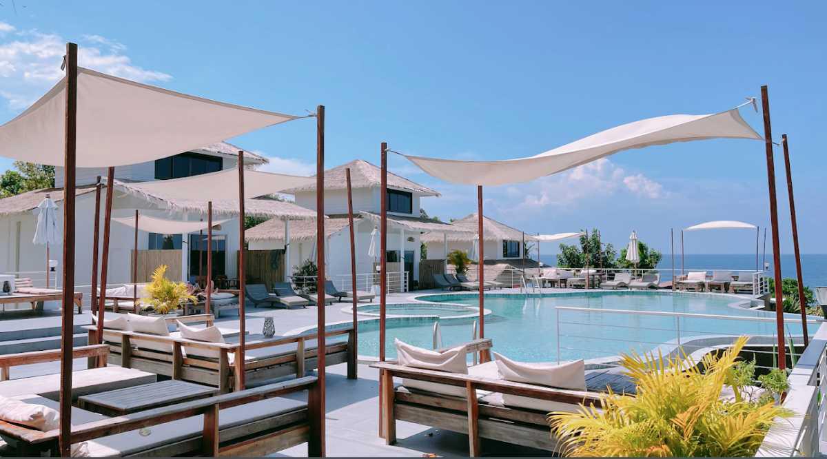 HIGH LIFE BUNGALOW HIGH LIFE BUNGALOW