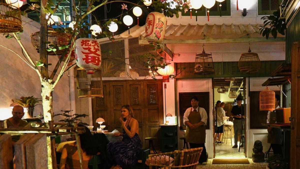 HOUSE OF SUZY HOUSE OF SUZY