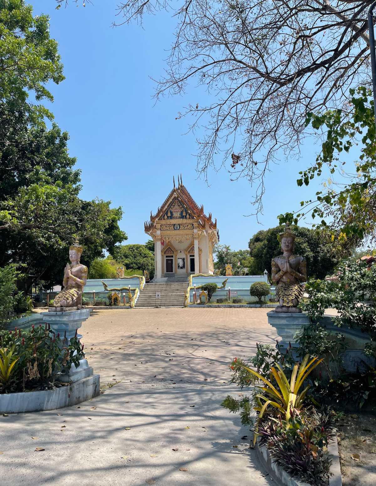 WAT KHUNARAM WAT KHUNARAM