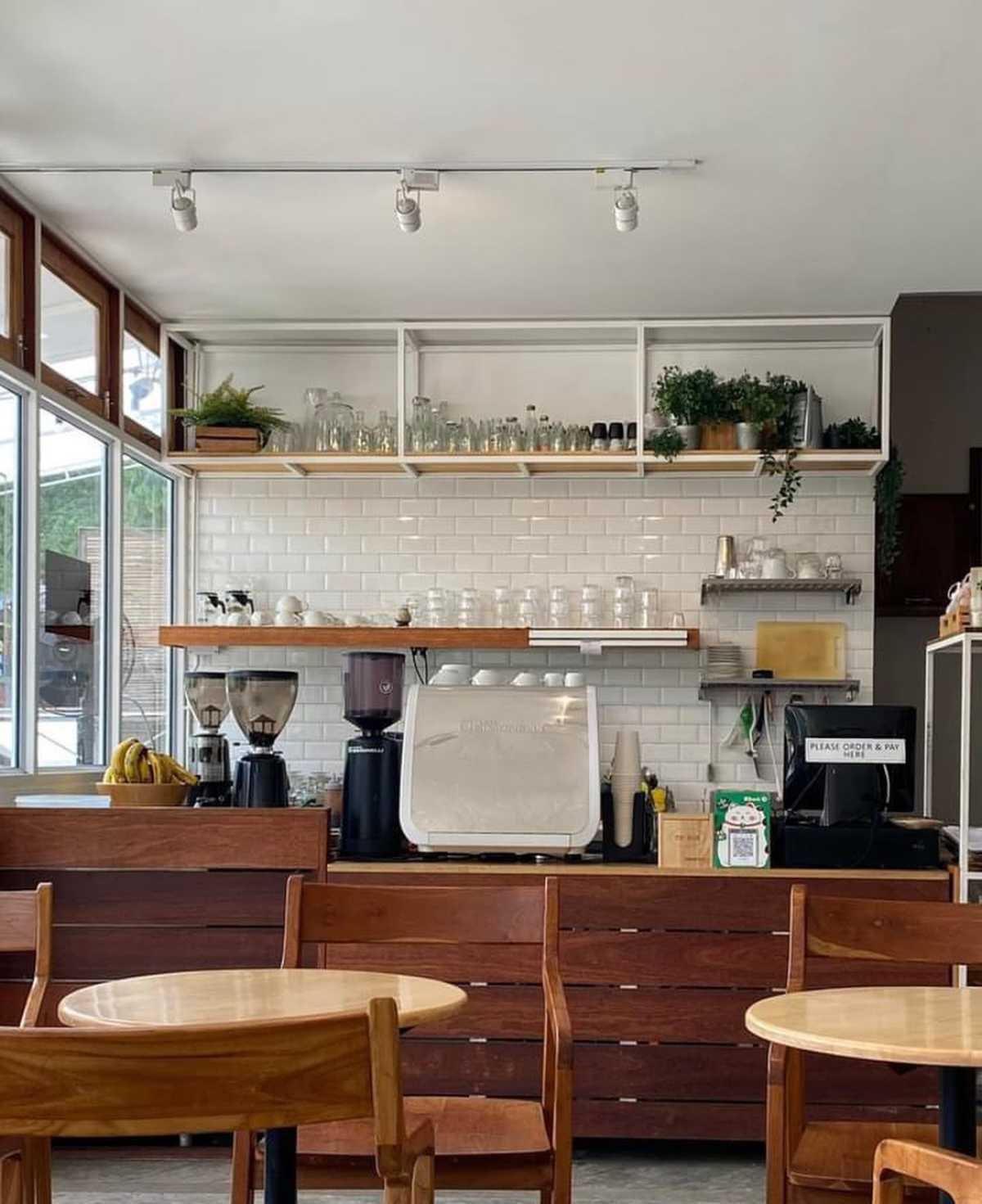 NUI BAKERY & SANDWICHES KOH TAO