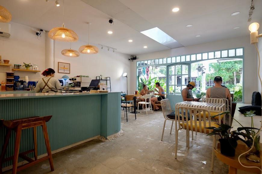 BLUE SHARK BRUNCH CAFE KOH TAO BLUE SHARK BRUNCH CAFE KOH TAO