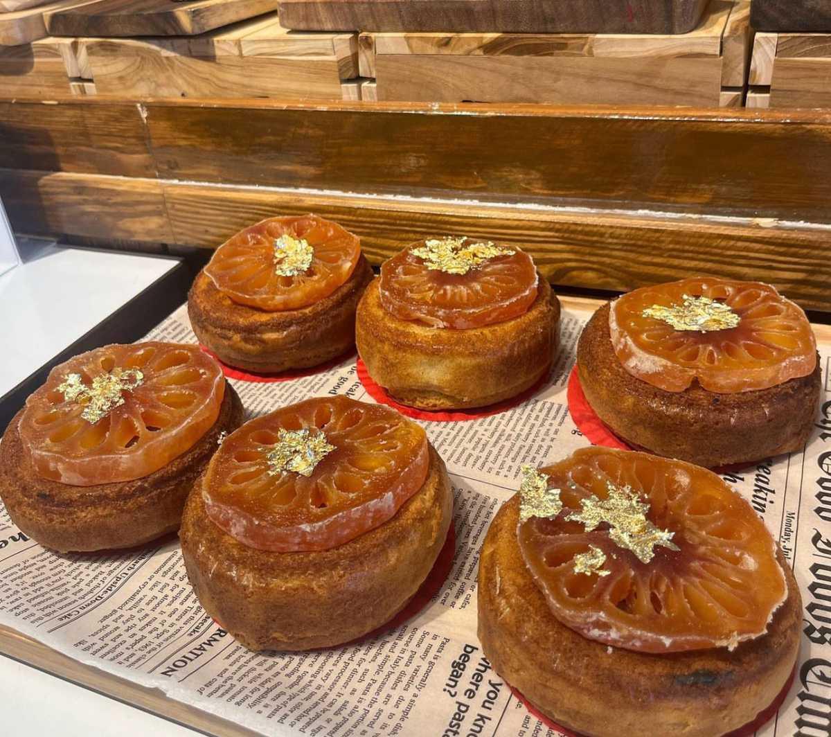 COFFEE ON HANDS COFFEE ON HANDS