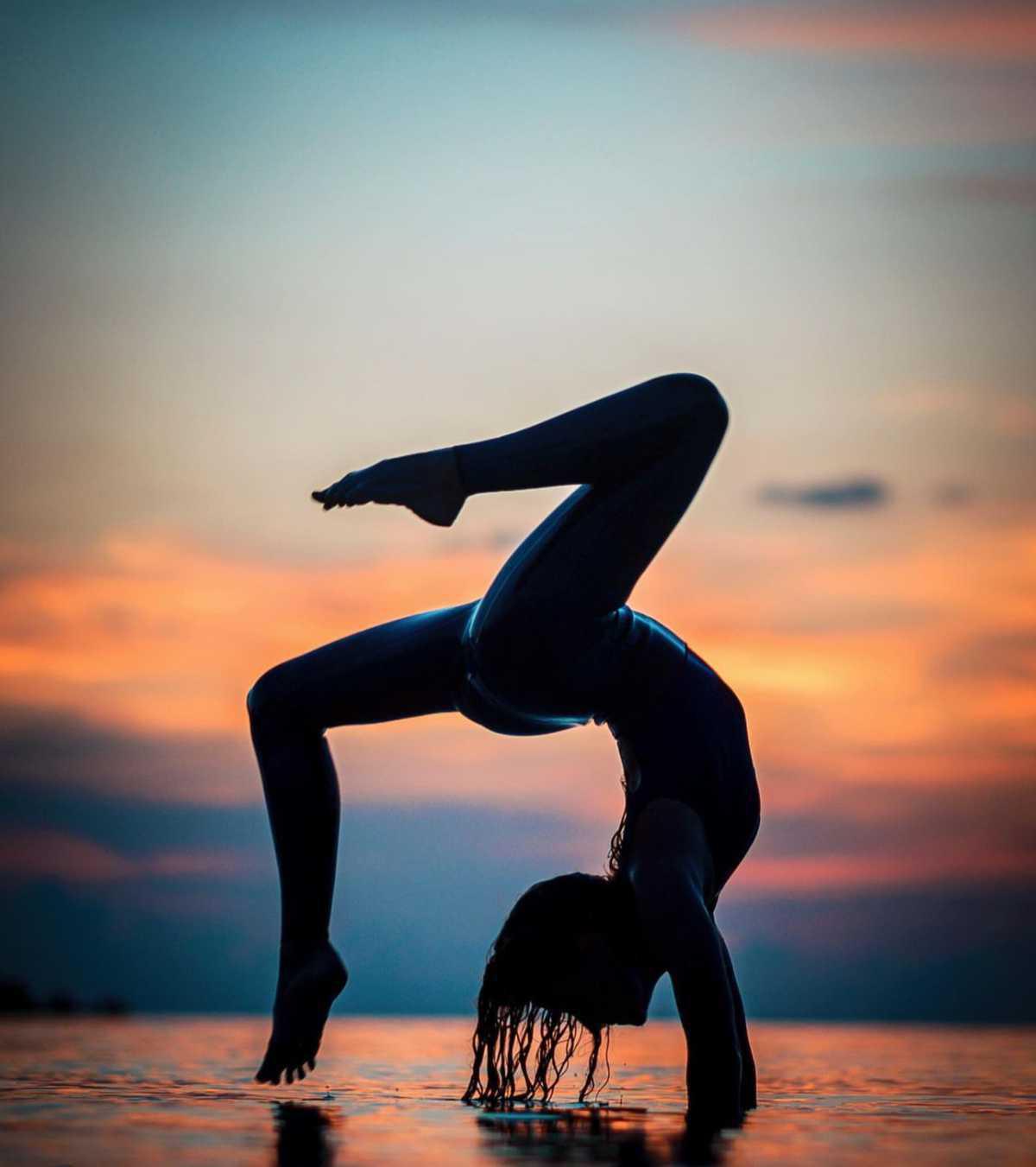 BLUE CHITTA BLUE CHITTA