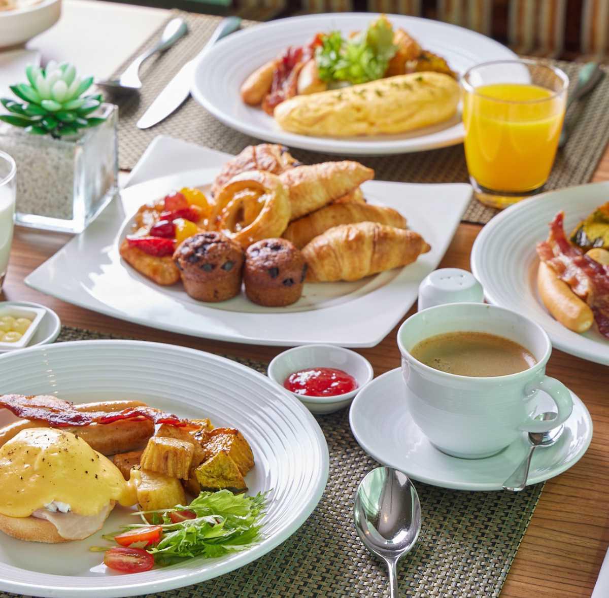 EASTIN GRAND HOTEL SATHORN EASTIN GRAND HOTEL SATHORN