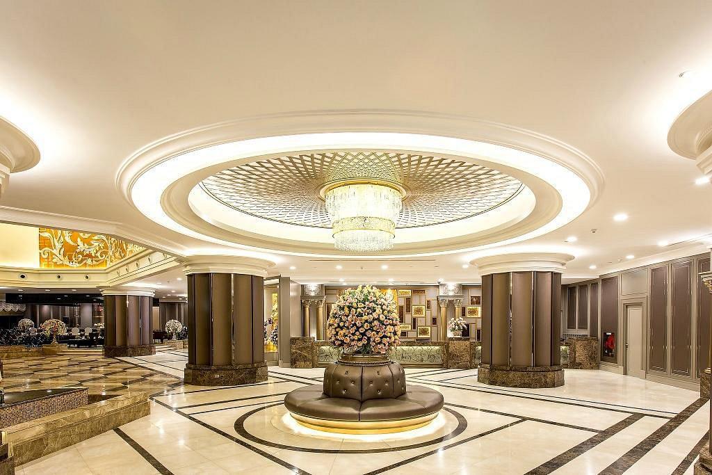 THE BERKELEY HOTEL PRATUNAM