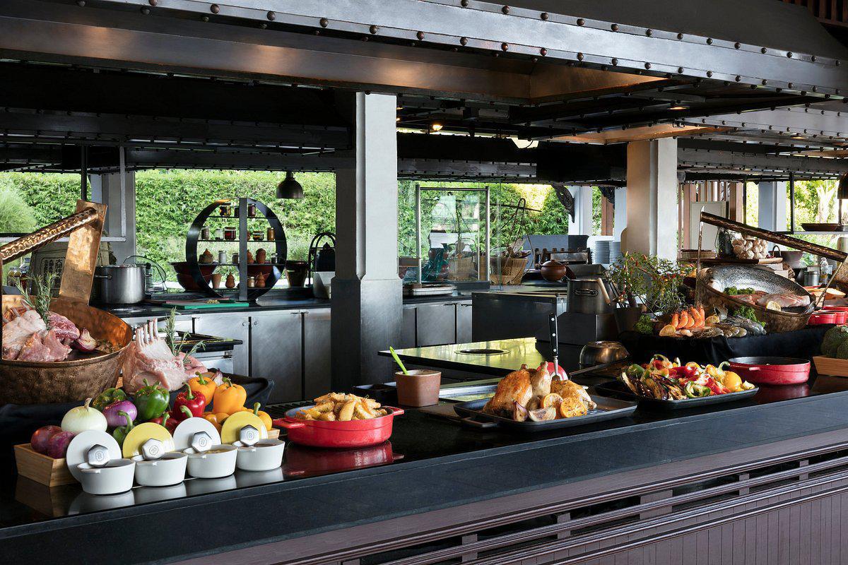 ANANTARA RIVERSIDE BANGKOK RESORT