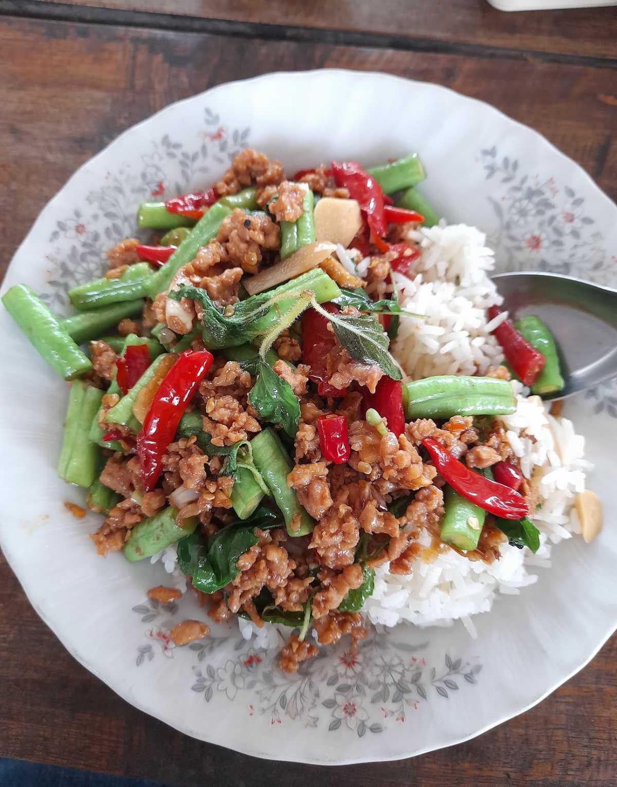 POOH & FAMILY KITCHEN ORIGINAL THAI FOOD