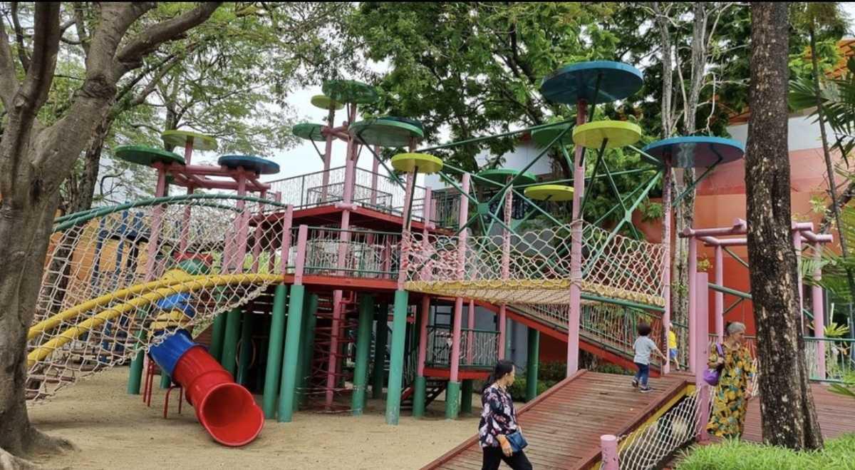 CHILDREN'S DISCOVERY MUSEUM