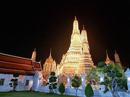 EXPIQUE • BANGKOK TOURS AND EXPERIENCE