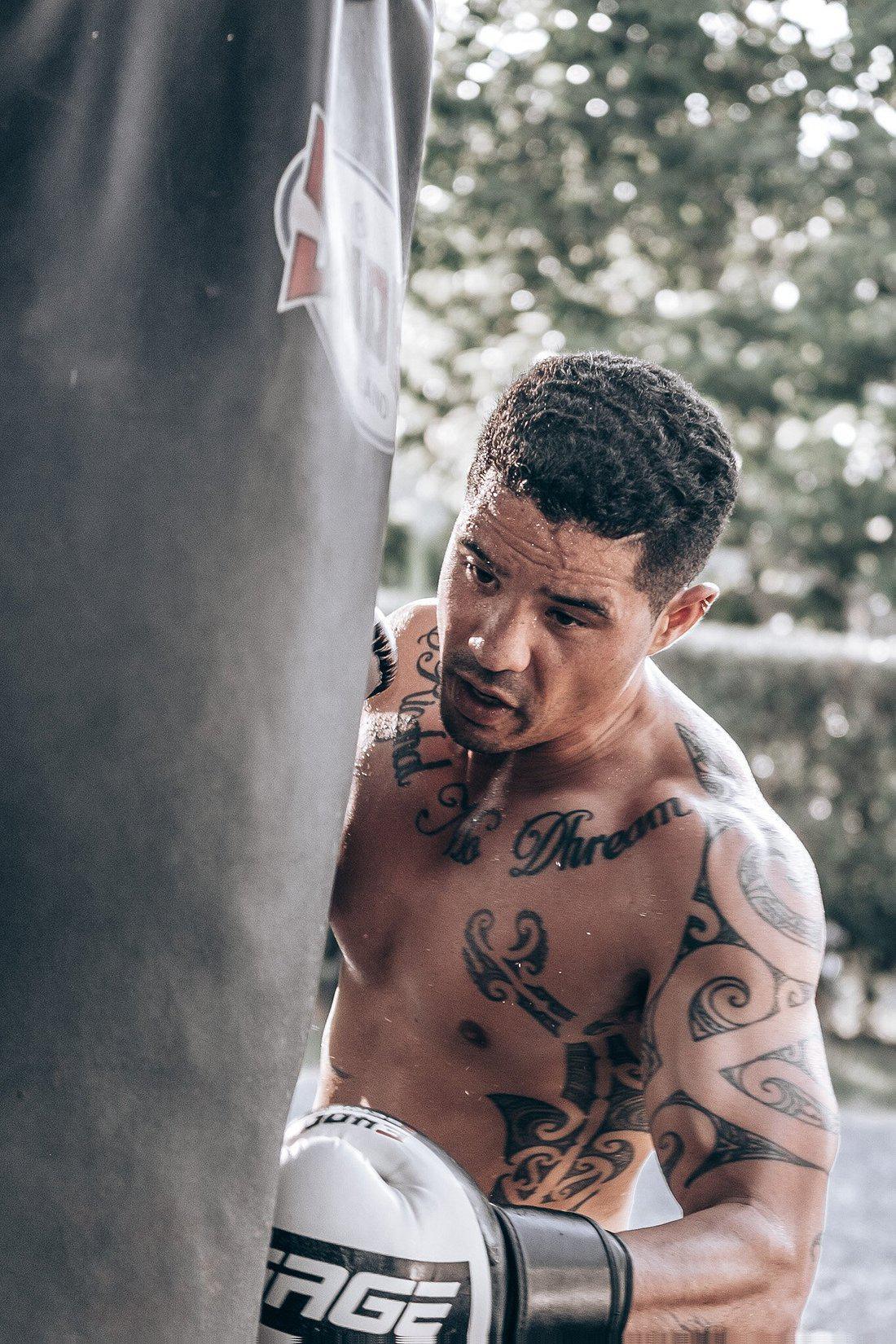 SUMALEE BOXING GYM SUMALEE BOXING GYM