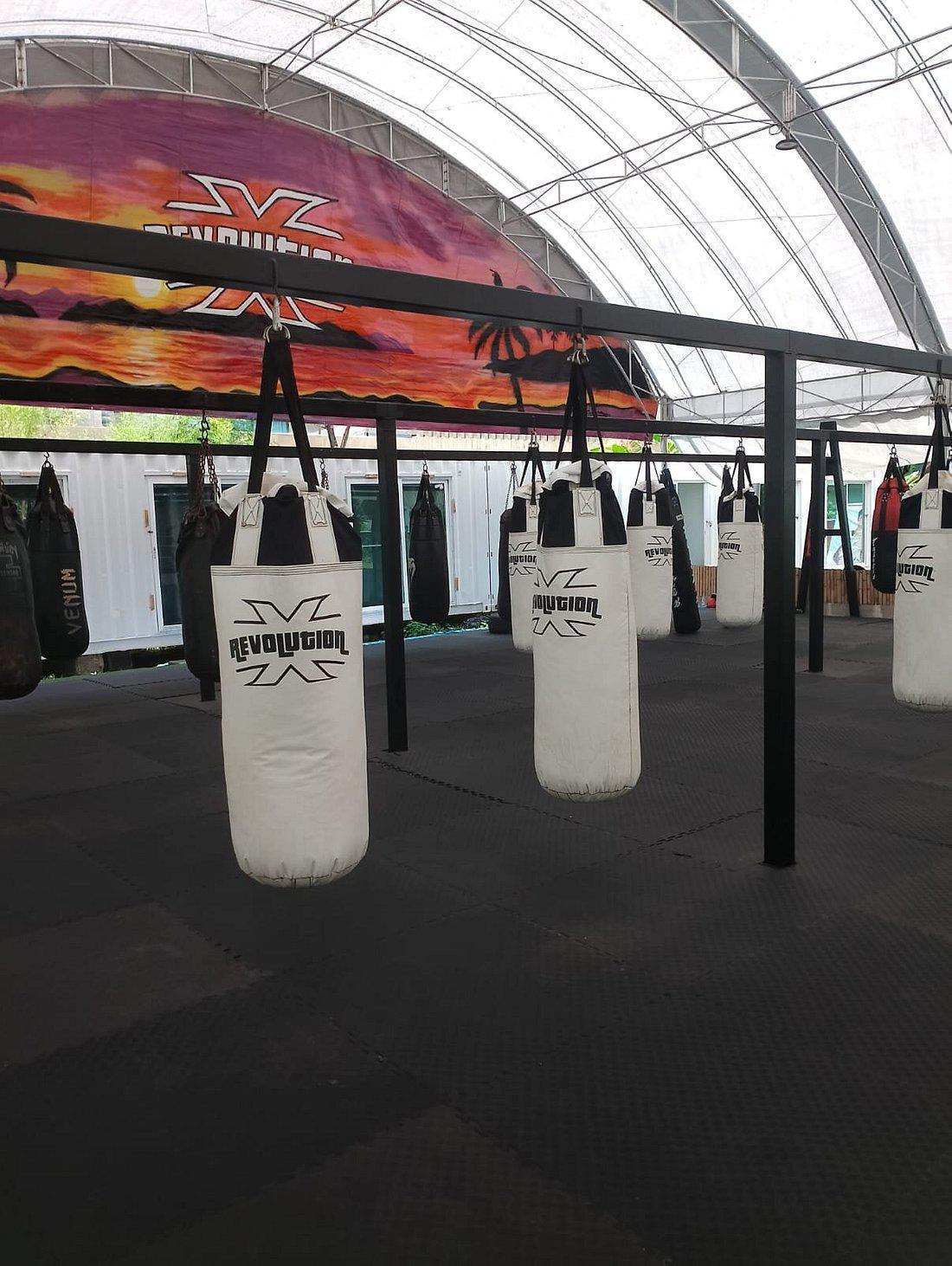 REVOLUTION GYM PHUKET REVOLUTION GYM PHUKET