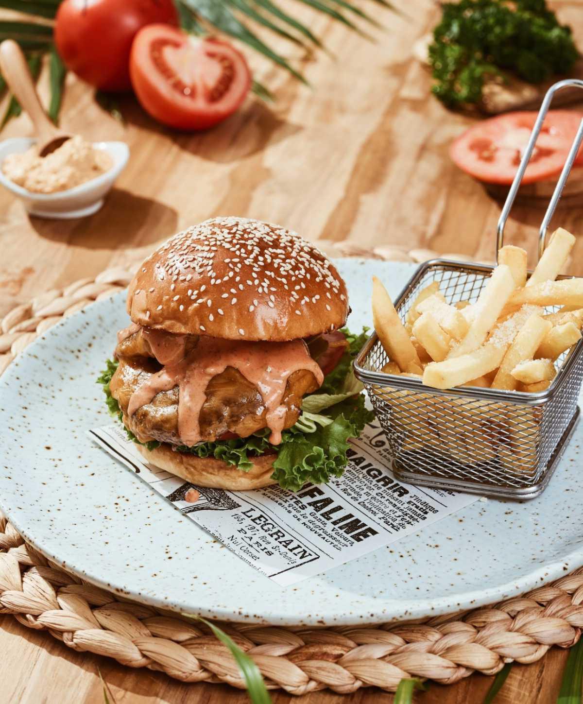 KUDO HOTEL AND BEACH CLUB KUDO HOTEL AND BEACH CLUB