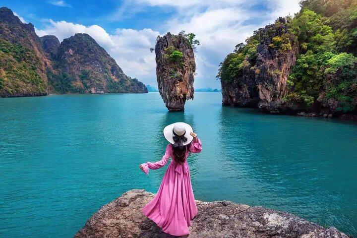 JAMES BOND ISLAND • BOAT TOUR