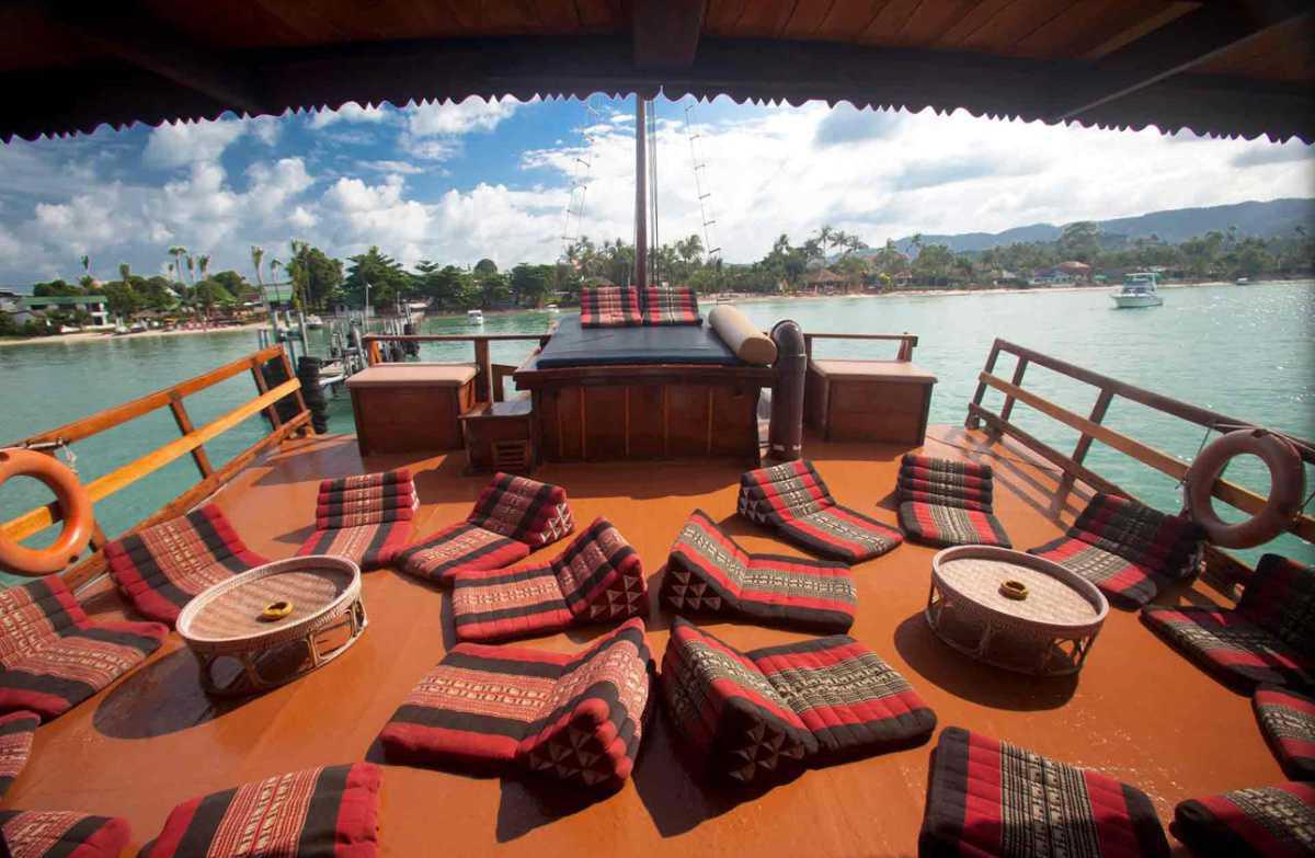 CHANTARA JUNK BOAT  CHANTARA JUNK BOAT