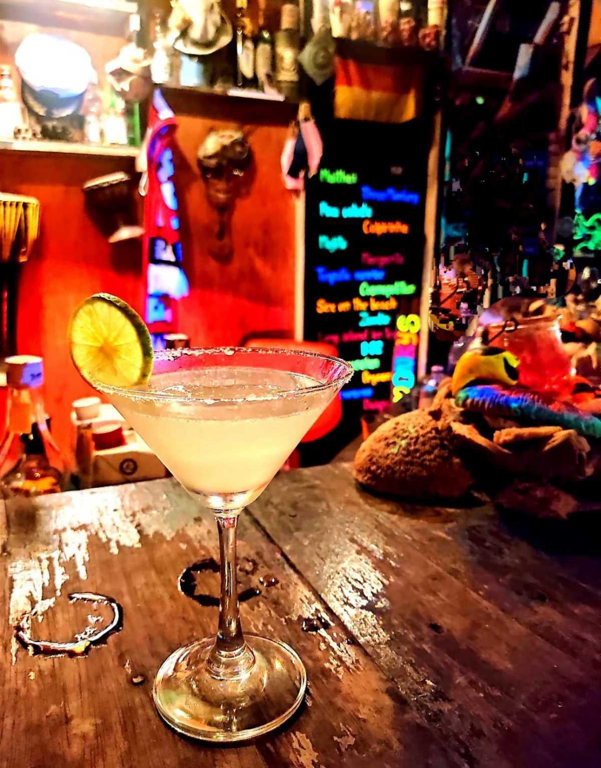 THREE MONKEY BAR THREE MONKEY BAR