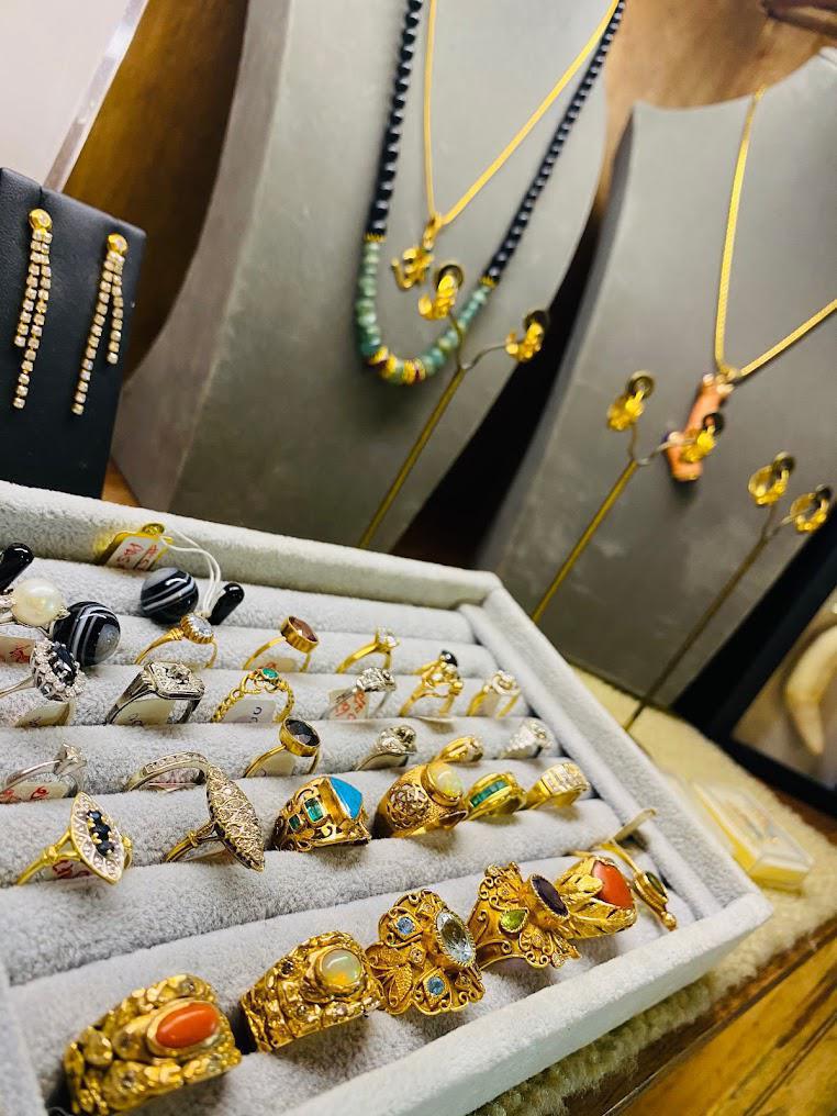 MAGIC STONES MAGIC STONES