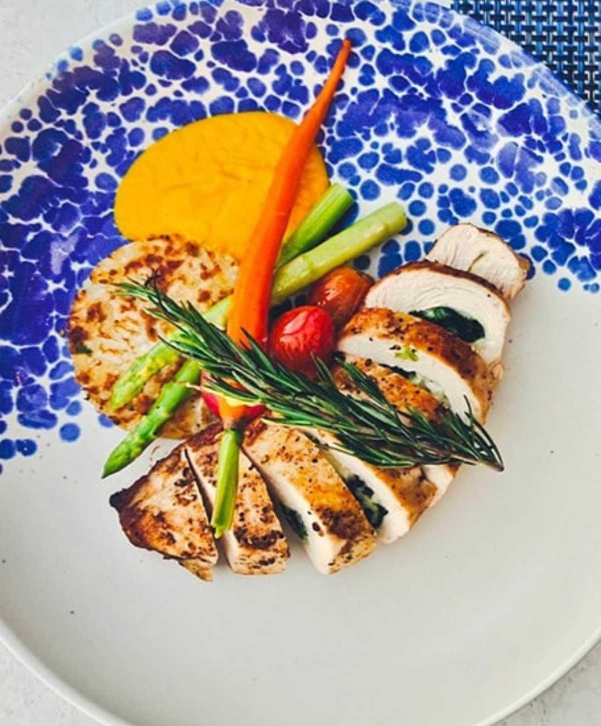 THE BEACH CLUB THE BEACH CLUB