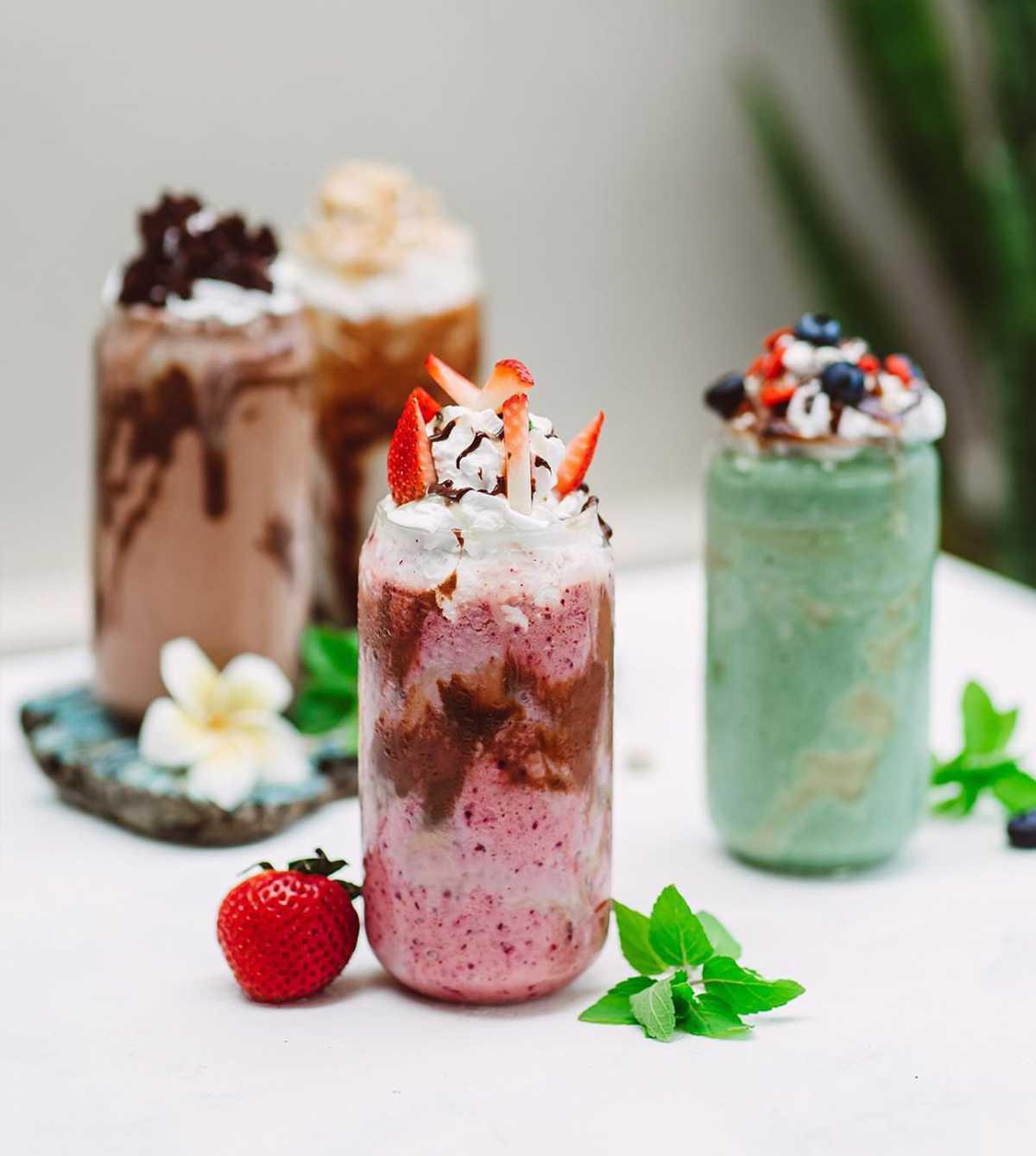 ANNIE • SWEETERY & EATERY ANNIE • SWEETERY & EATERY