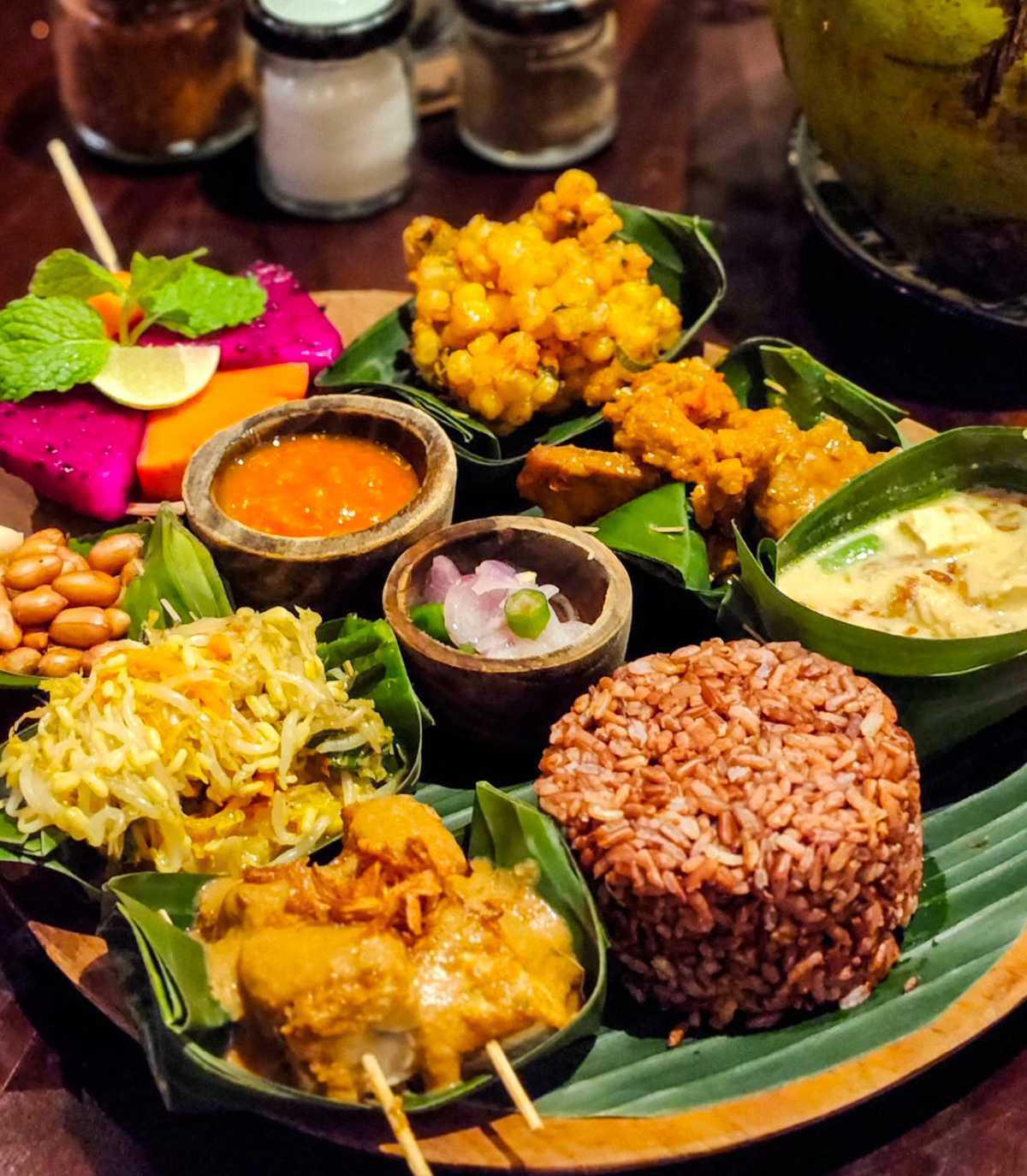 COMPOUND WARUNG COMPOUND WARUNG