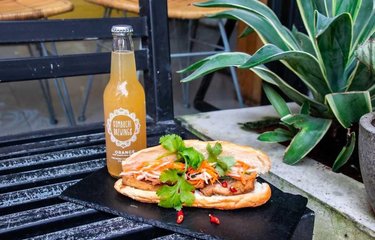 BANH MI & BEANS